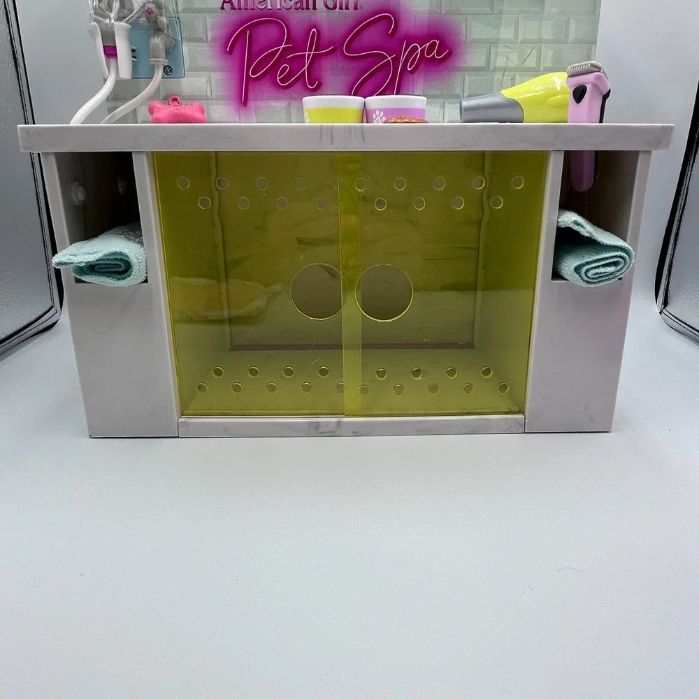 American Girl Truly Me Doll Pet Spa and Daycare Playset Mostly Complete Set READ
